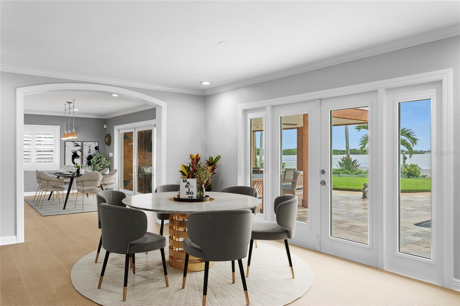 TB8430107 Property Photo