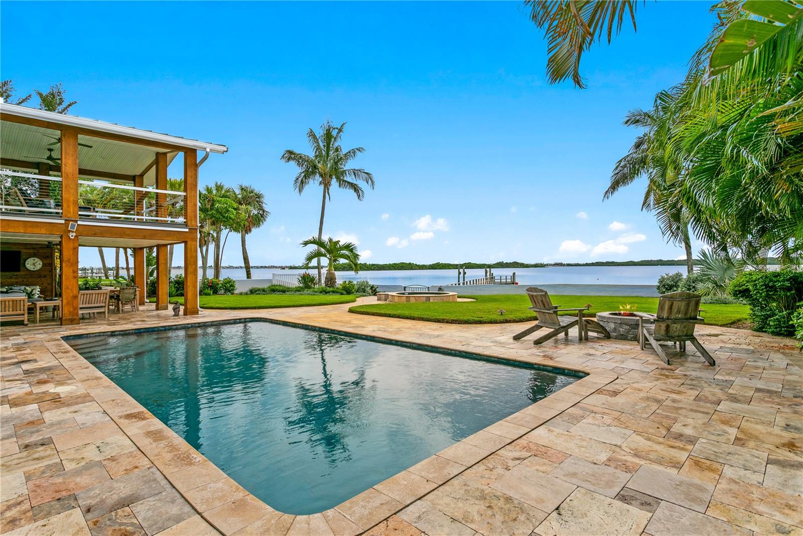 TB8430107 Property Photo