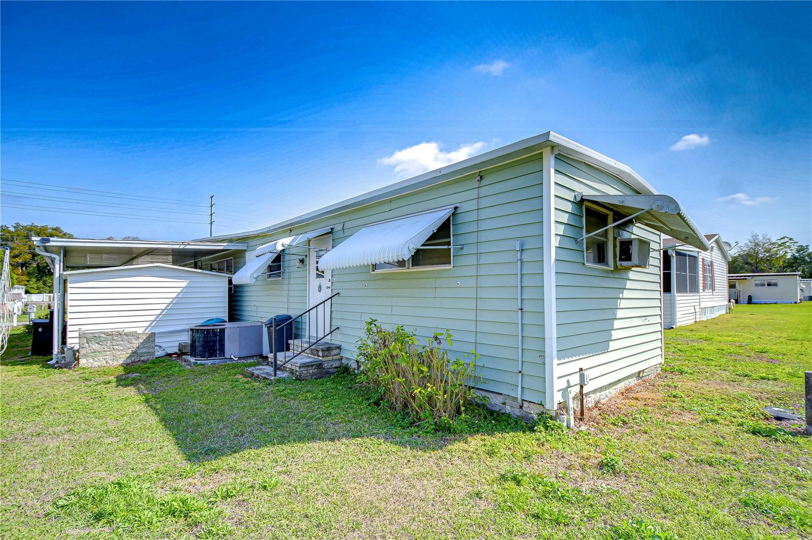 TB8430131 Property Photo