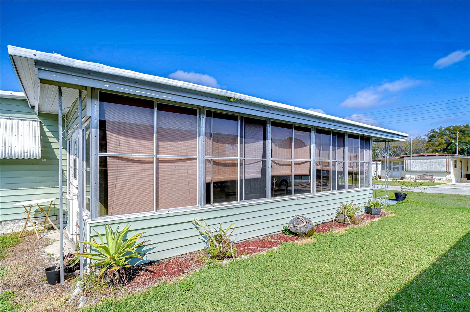 TB8430131 Property Photo