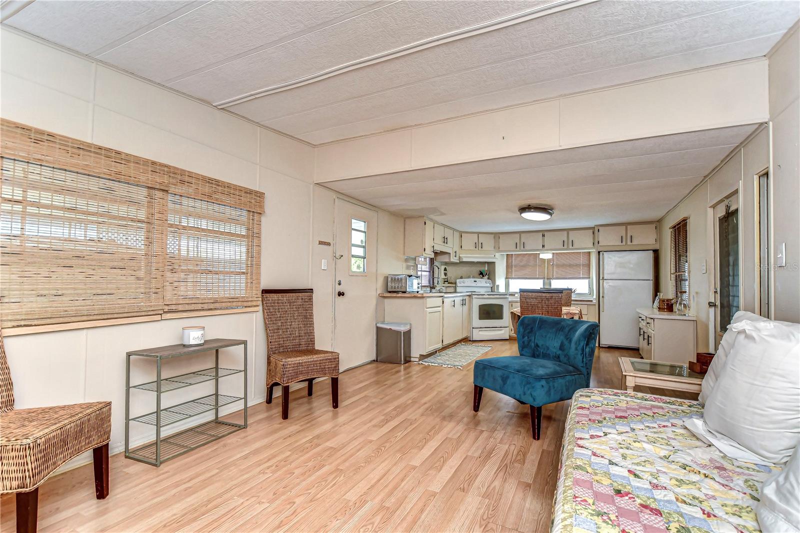 TB8430131 Property Photo