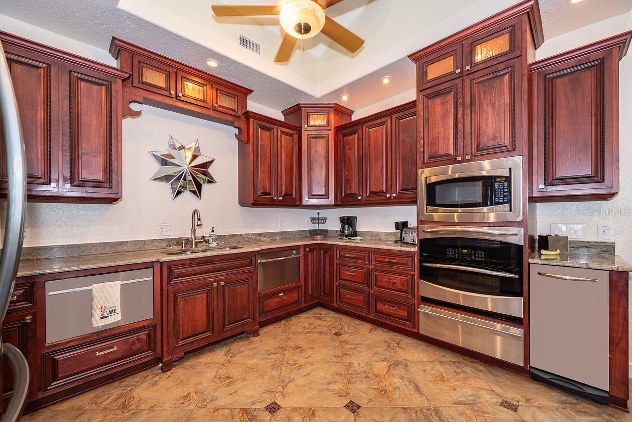 2339 NEPTUNE RD #Unit A, KISSIMMEE, FL, 34744