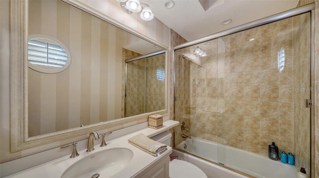 A4665841 Property Photo