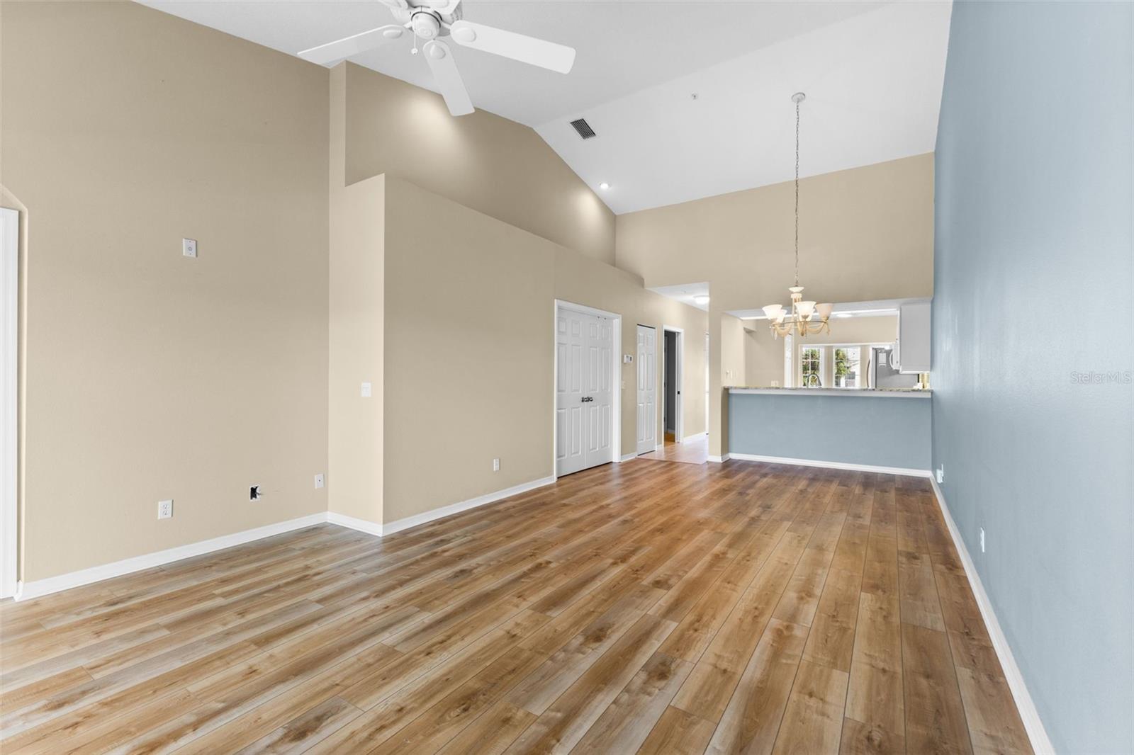 414 LAUREL LAKE DR #203, VENICE, FL, 34292