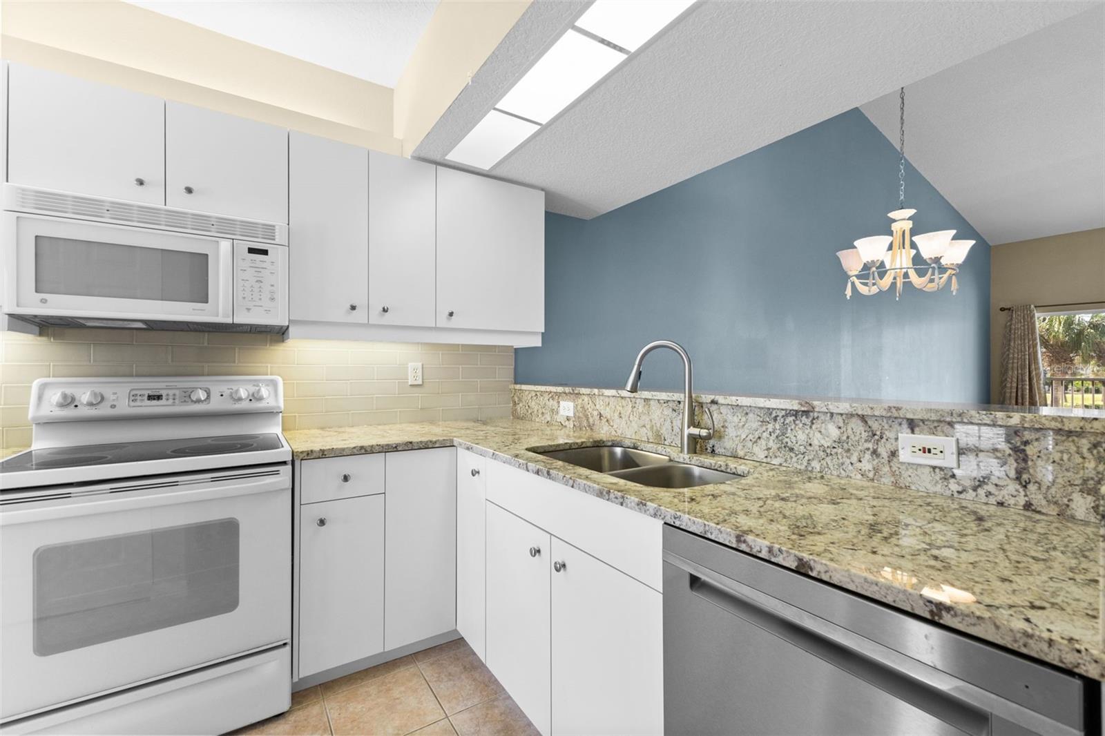 414 LAUREL LAKE DR #203, VENICE, FL, 34292