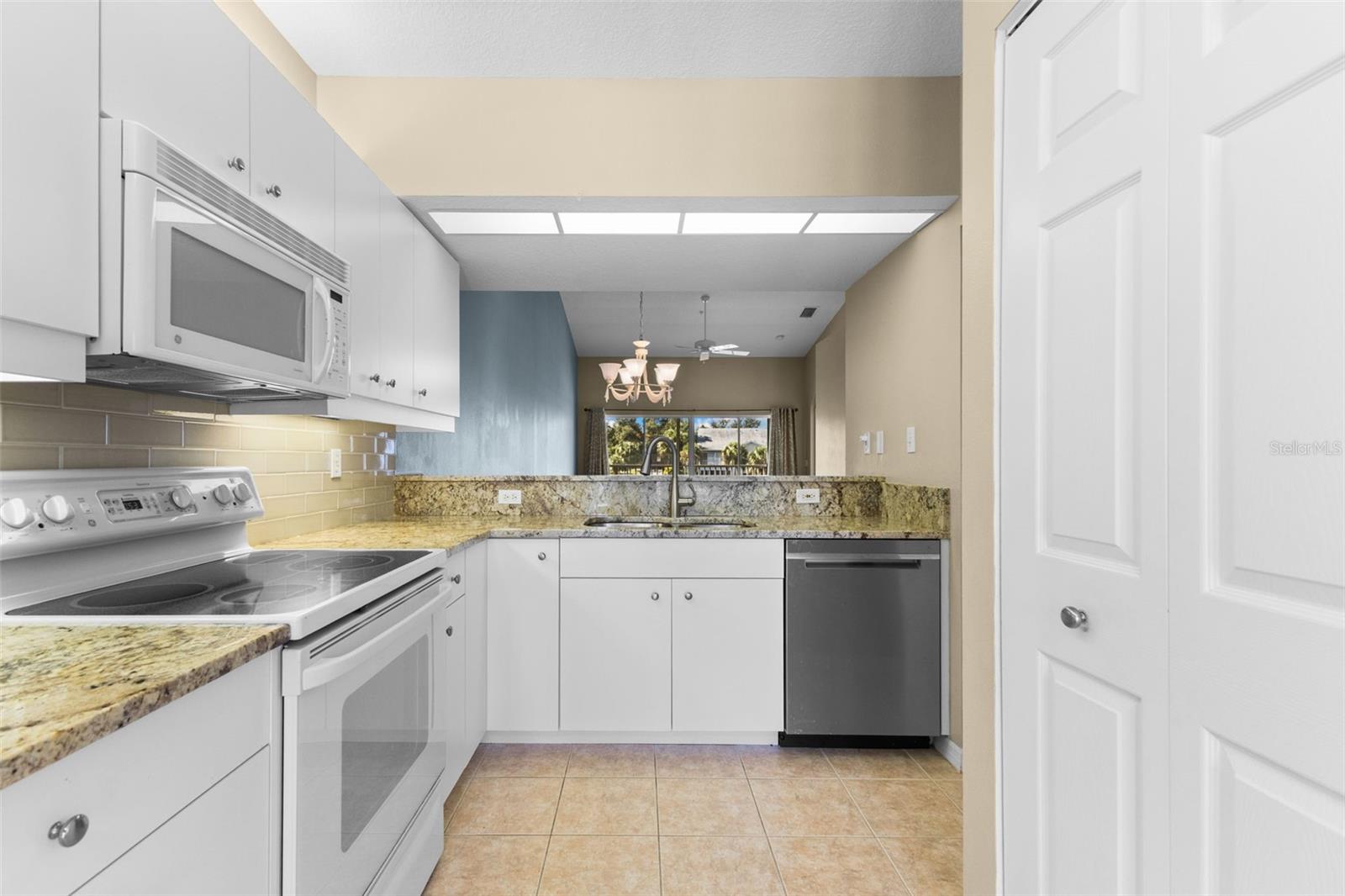 414 LAUREL LAKE DR #203, VENICE, FL, 34292