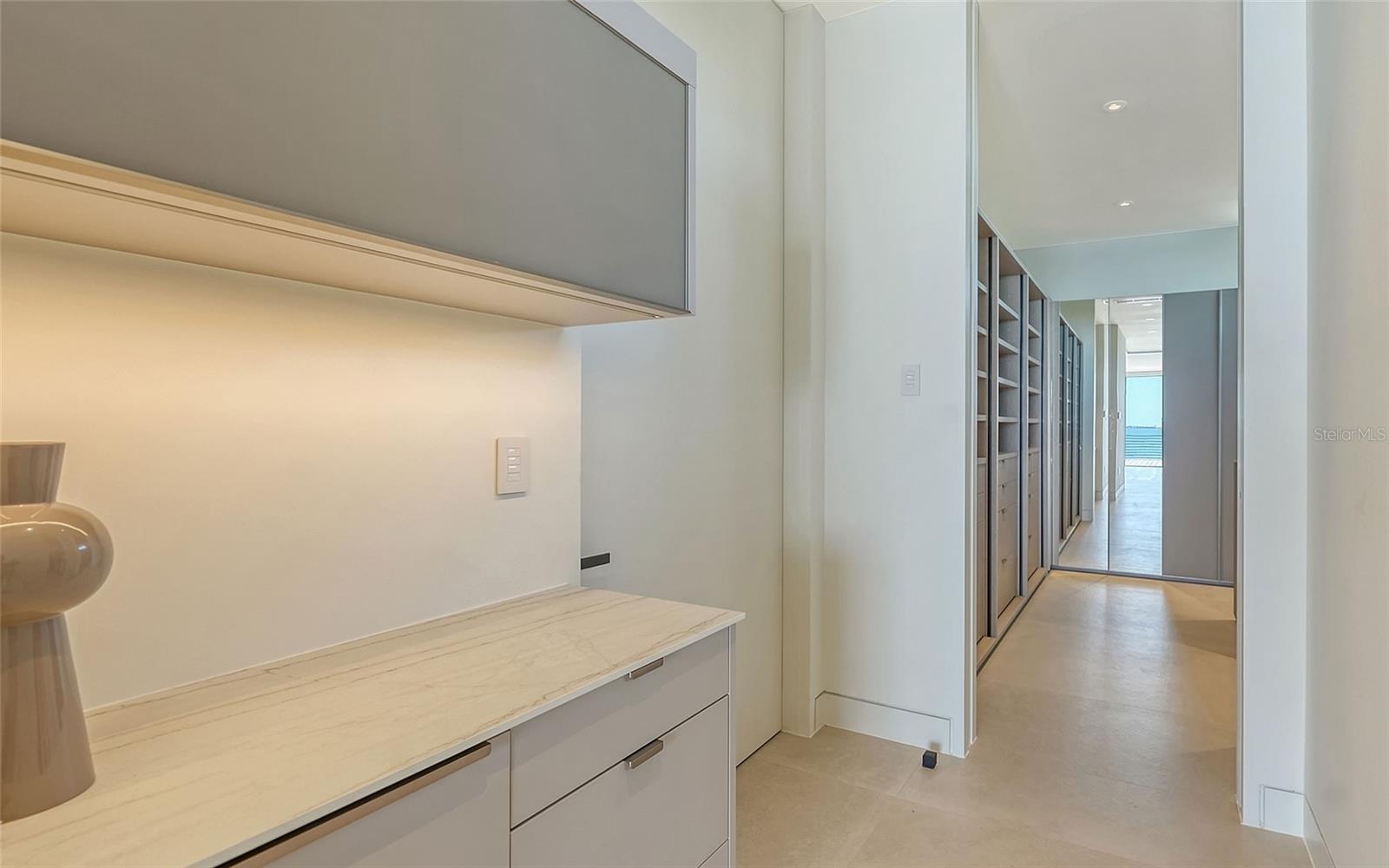 A4665863 Property Photo