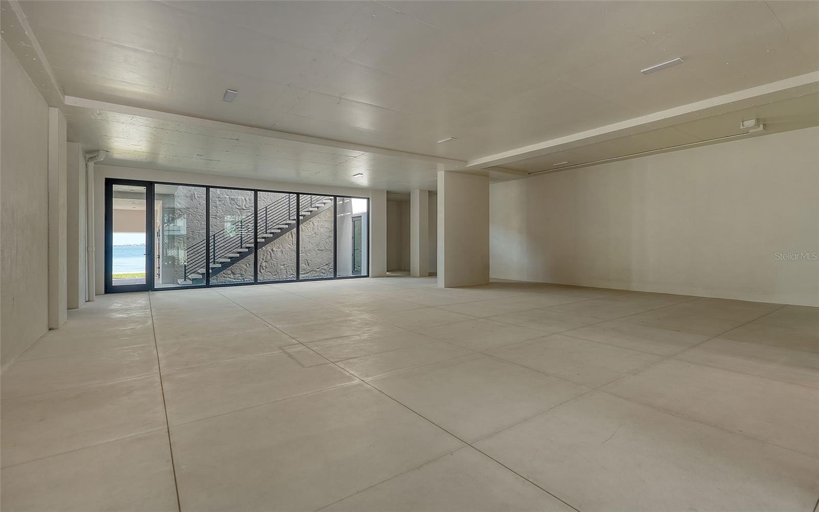 A4665863 Property Photo