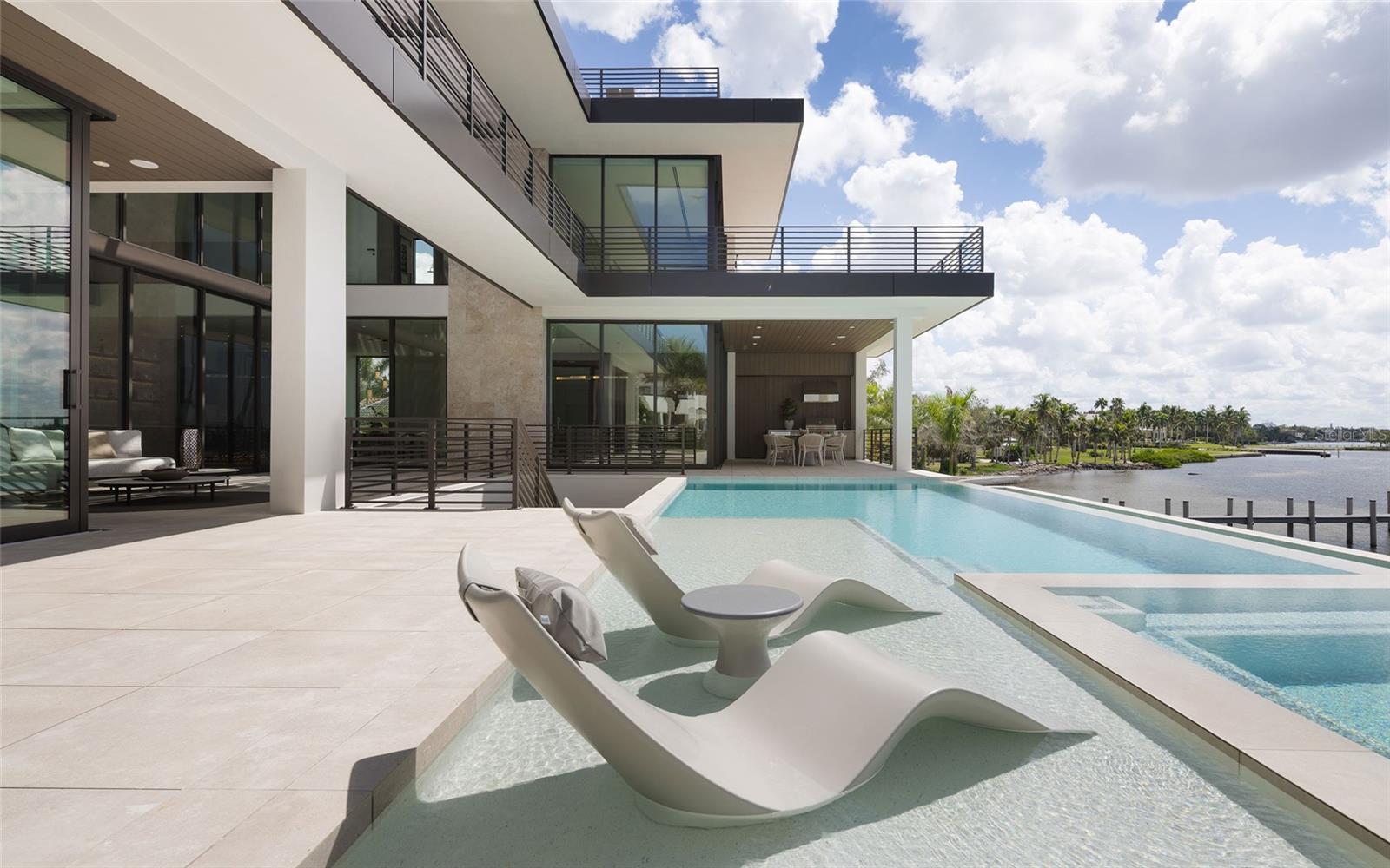 A4665863 Property Photo