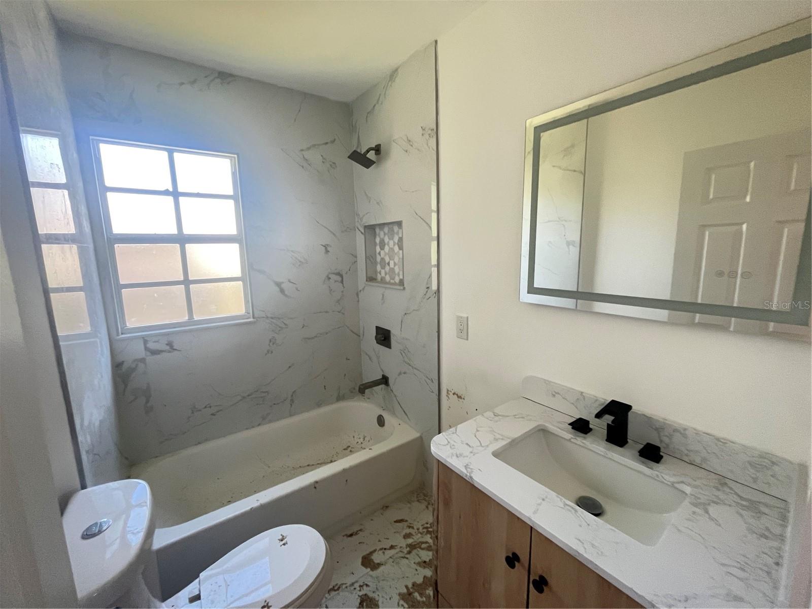 8465 TOBAY RD N, ST PETERSBURG, FL, 33702