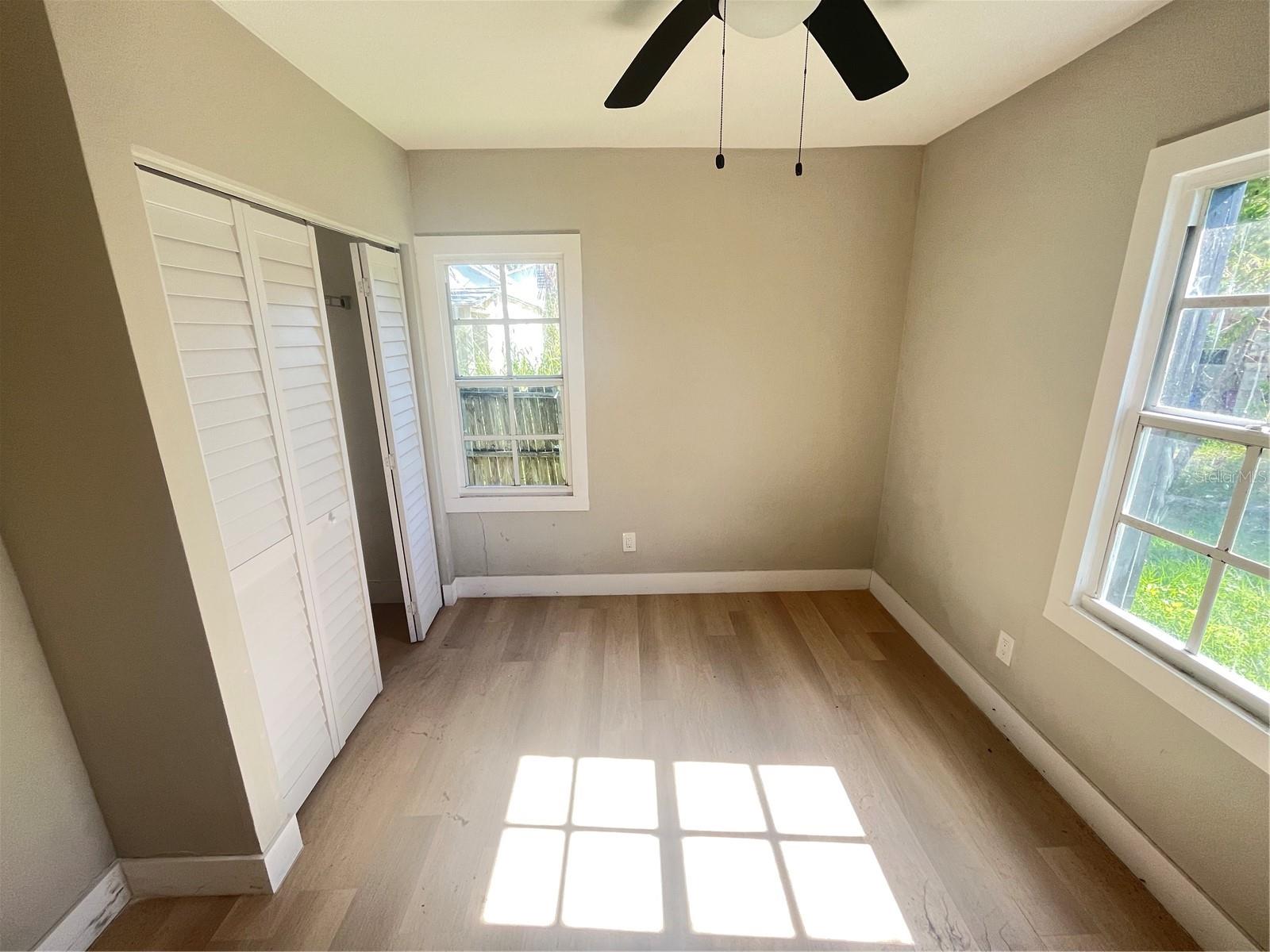 8465 TOBAY RD N, ST PETERSBURG, FL, 33702