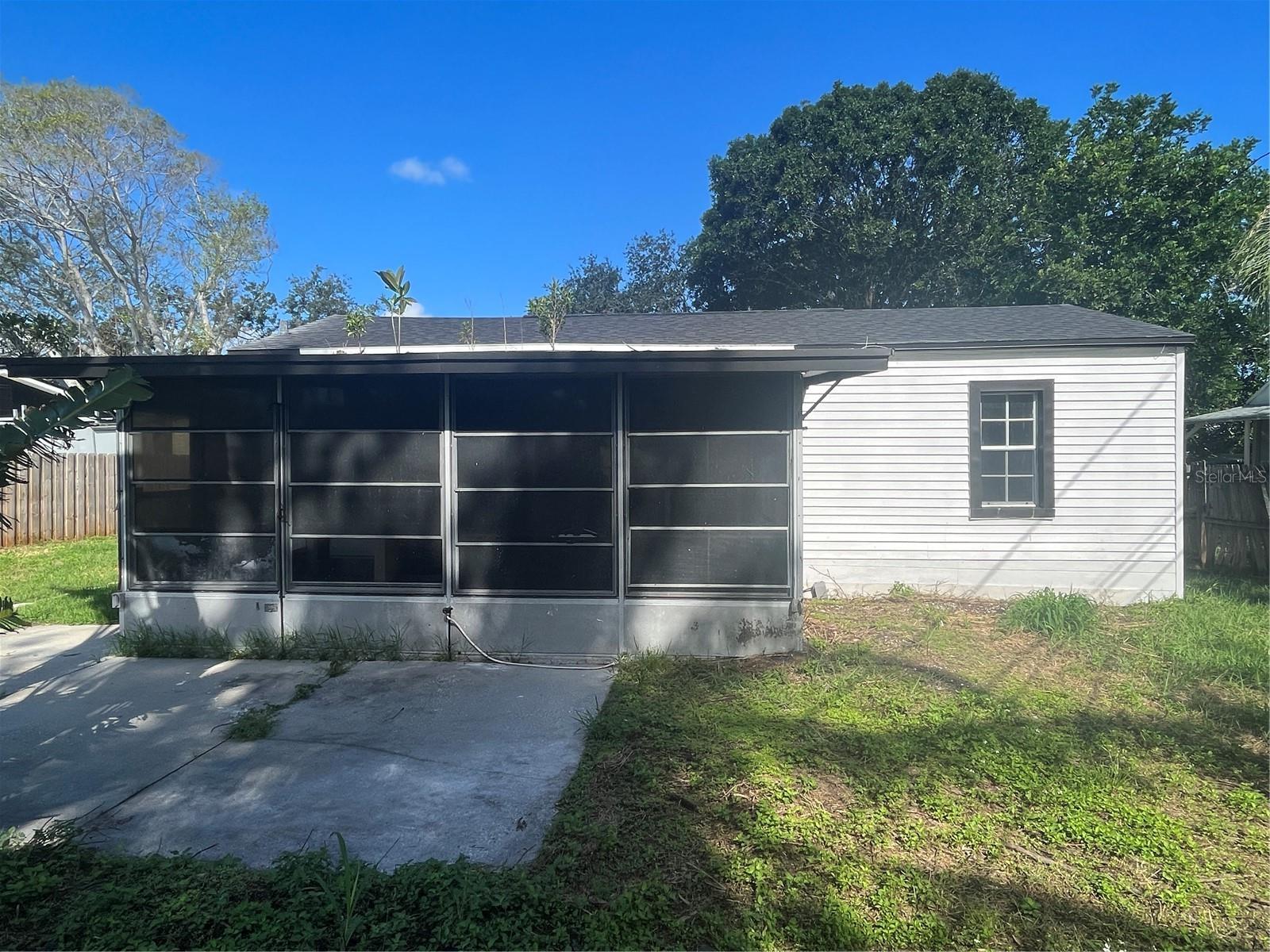 8465 TOBAY RD N, ST PETERSBURG, FL, 33702