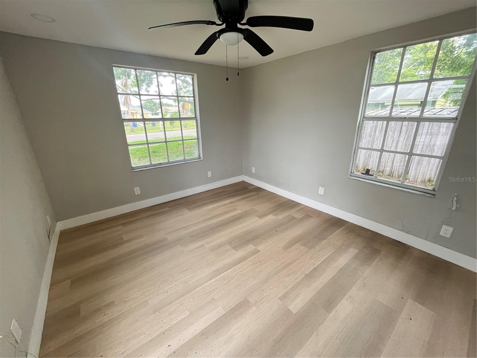 8465 TOBAY RD N, ST PETERSBURG, FL, 33702