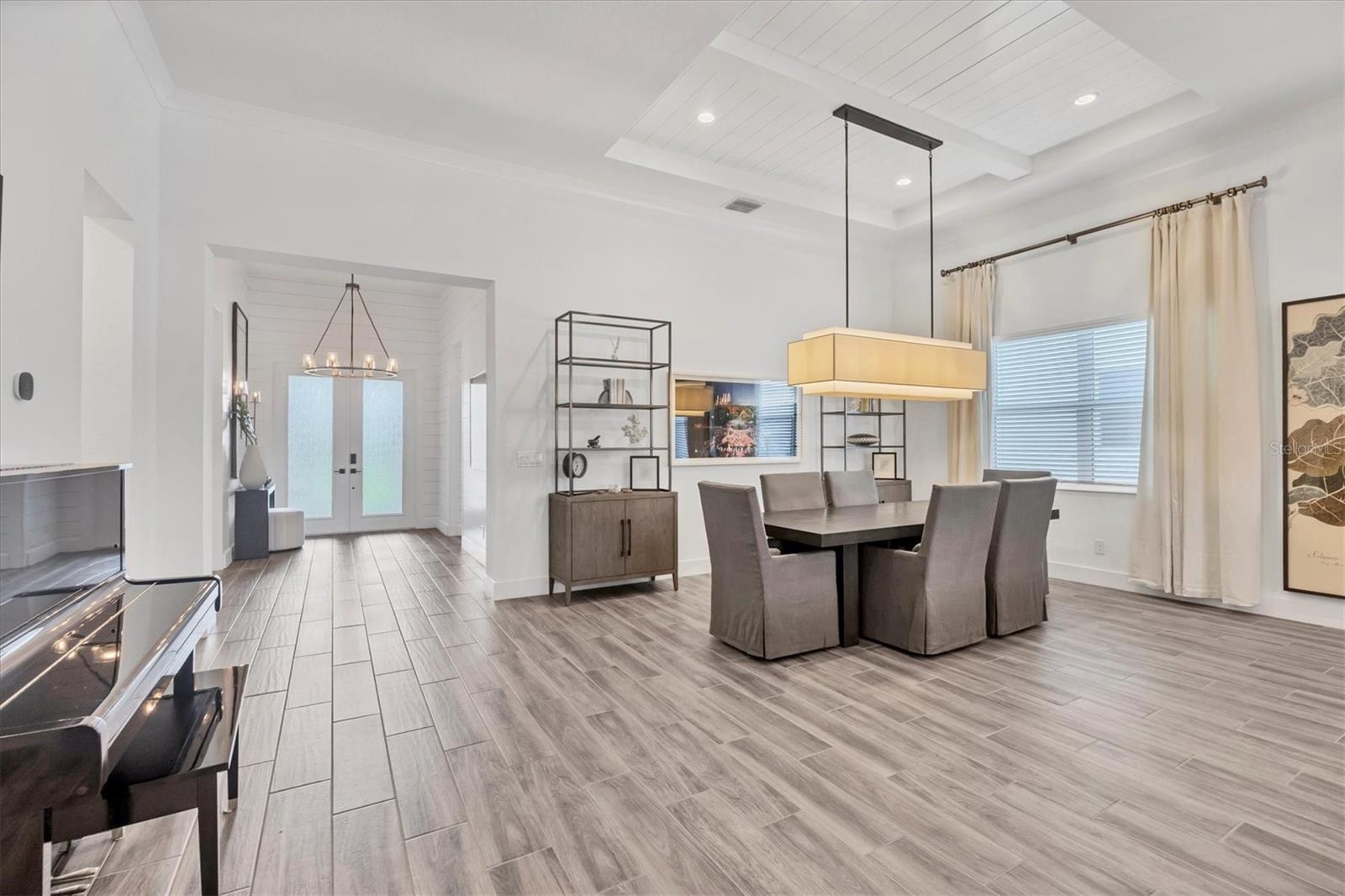 8195 REDONDA LOOP, LAKEWOOD RANCH, FL, 34202