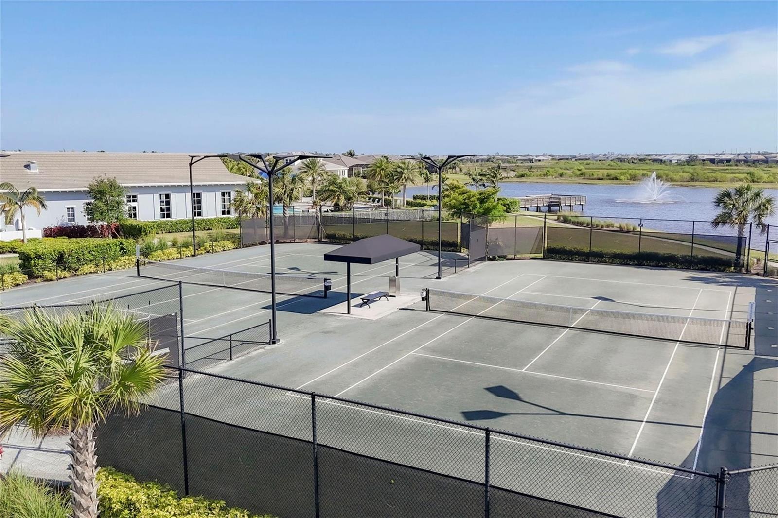 8195 REDONDA LOOP, LAKEWOOD RANCH, FL, 34202