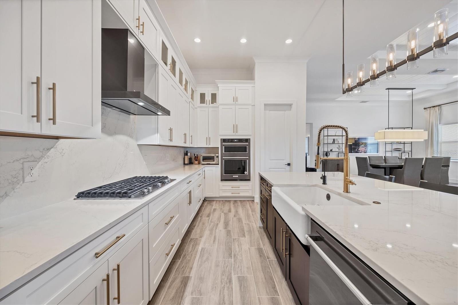 8195 REDONDA LOOP, LAKEWOOD RANCH, FL, 34202