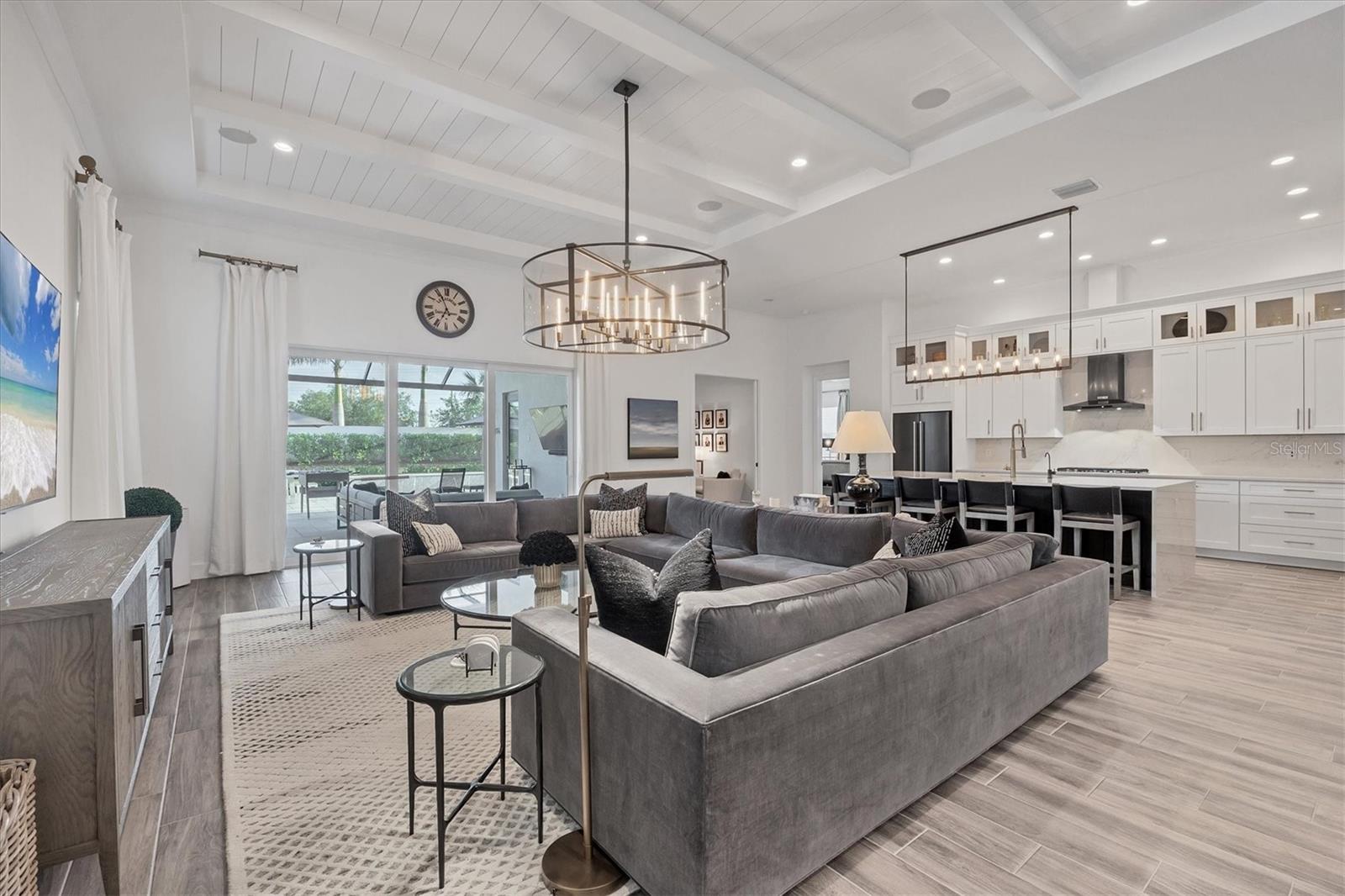 8195 REDONDA LOOP, LAKEWOOD RANCH, FL, 34202