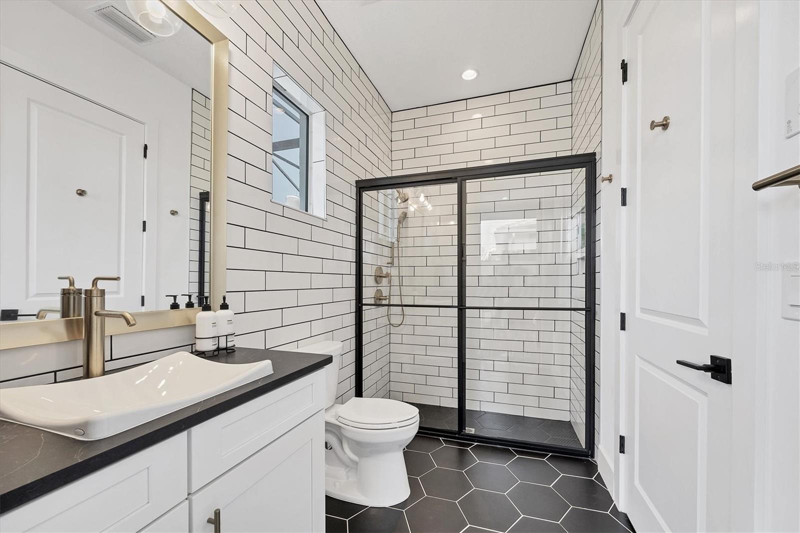 8195 REDONDA LOOP, LAKEWOOD RANCH, FL, 34202