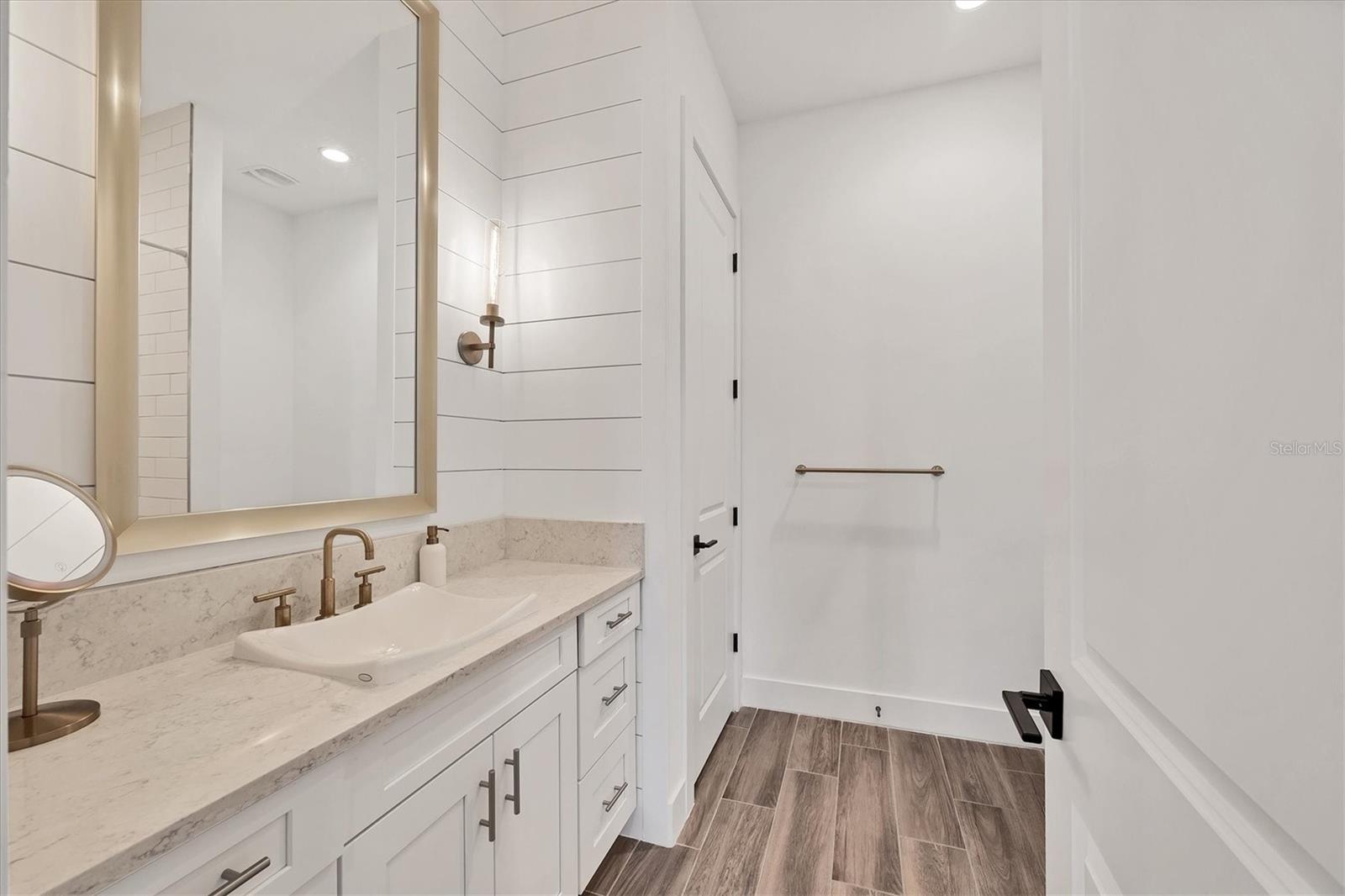 8195 REDONDA LOOP, LAKEWOOD RANCH, FL, 34202