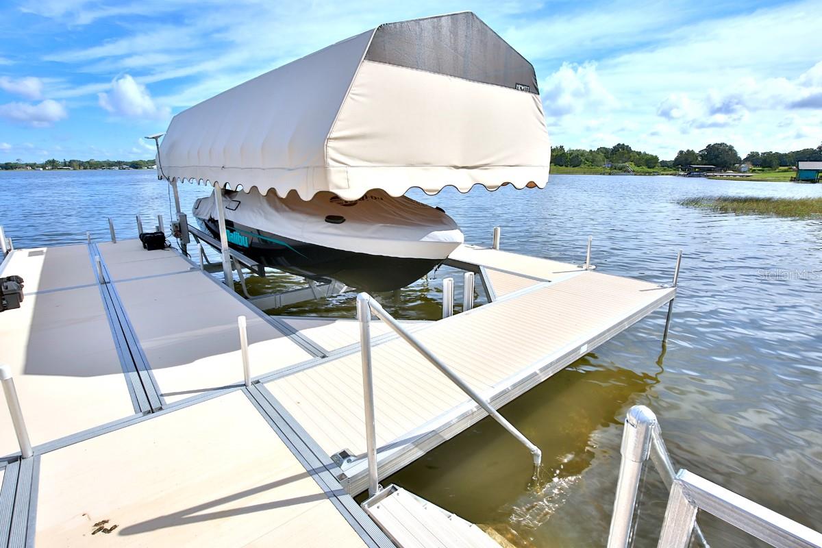 OM710059 Property Photo