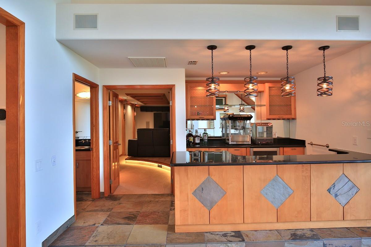 OM710059 Property Photo