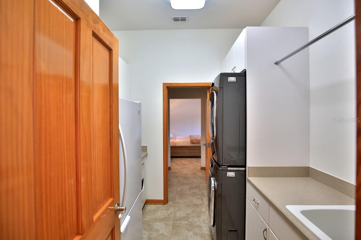 OM710059 Property Photo