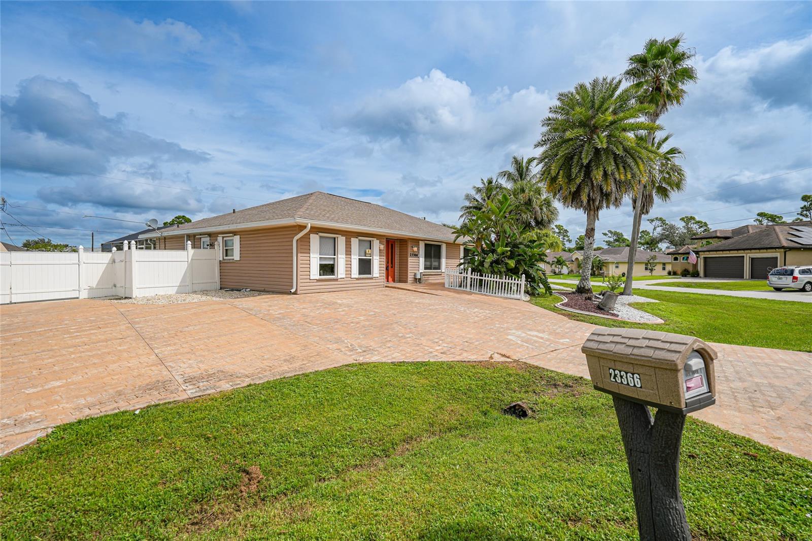 23366 LEHIGH AVE, PORT CHARLOTTE, FL, 33954