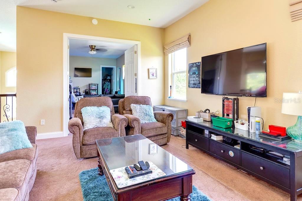 O6346484 Property Photo