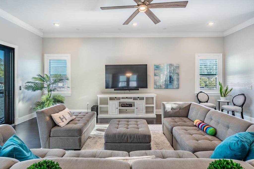 619 DANUBE AVE, TAMPA, FL, 33606