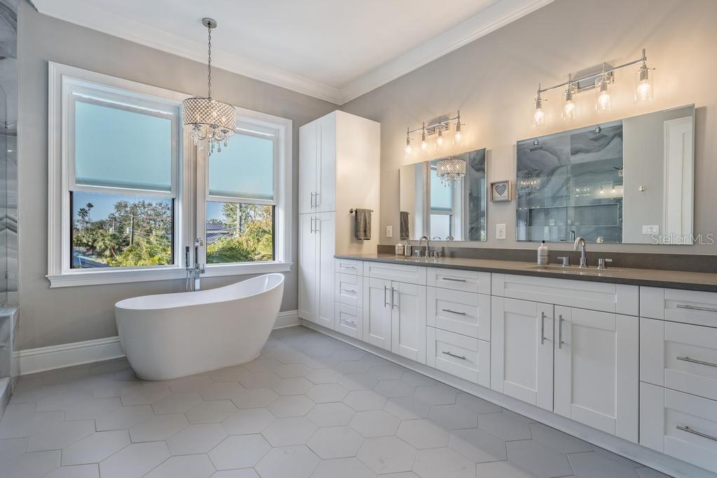 619 DANUBE AVE, TAMPA, FL, 33606