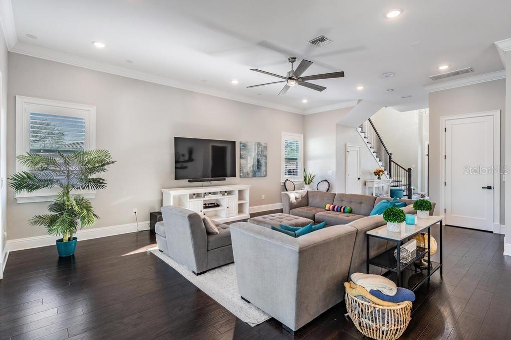 619 DANUBE AVE, TAMPA, FL, 33606