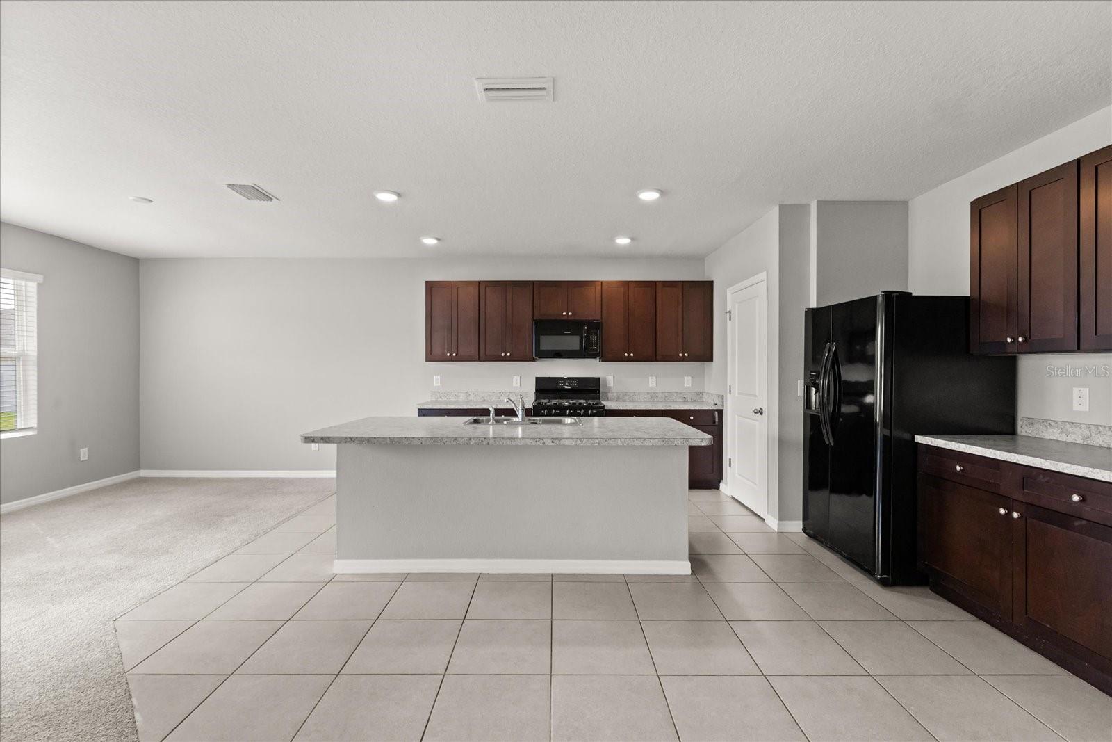 9735 PEPPER TREE TRL, WILDWOOD, FL, 34785