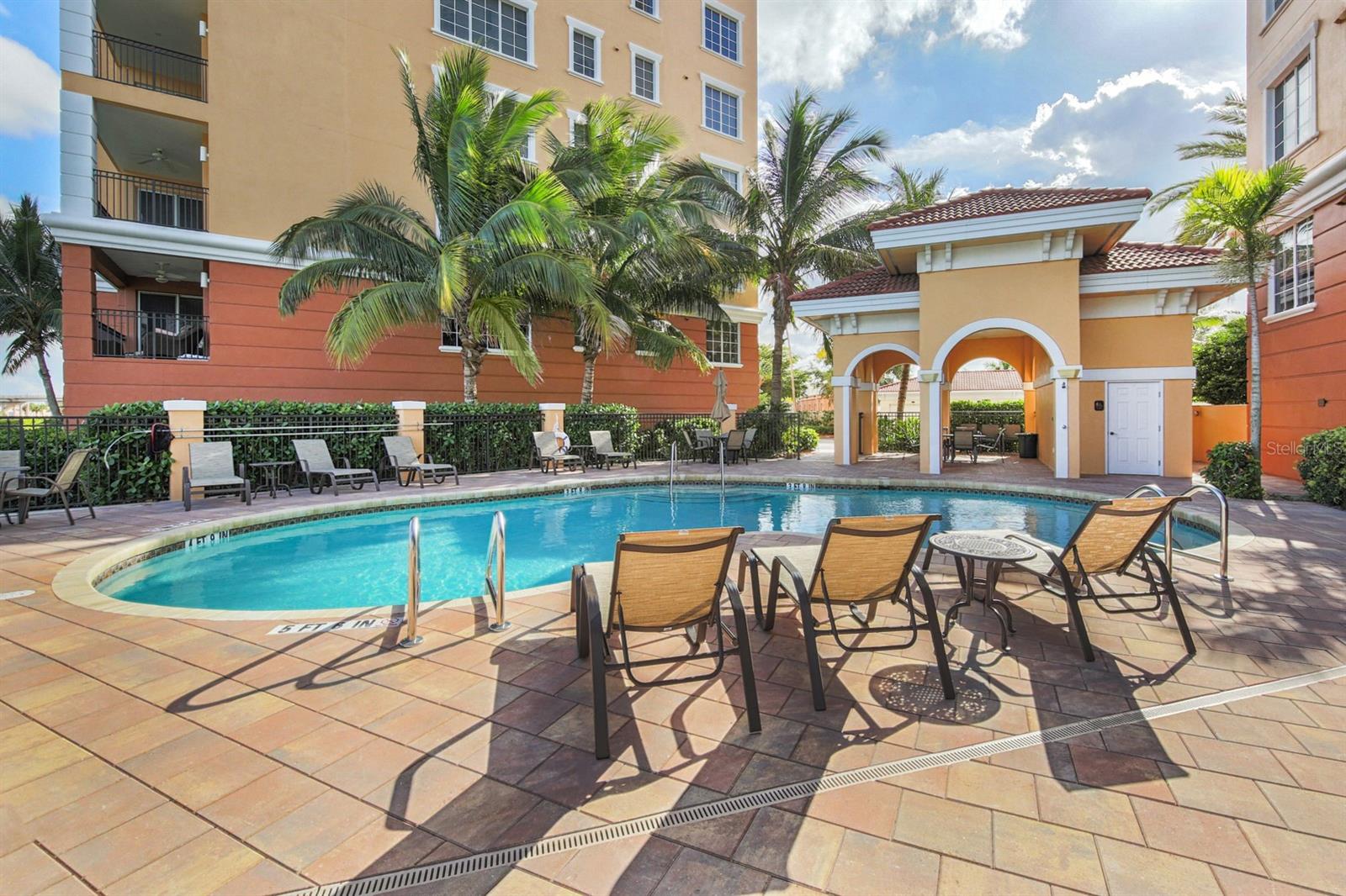 147 TAMPA AVE E #202, VENICE, FL, 34285