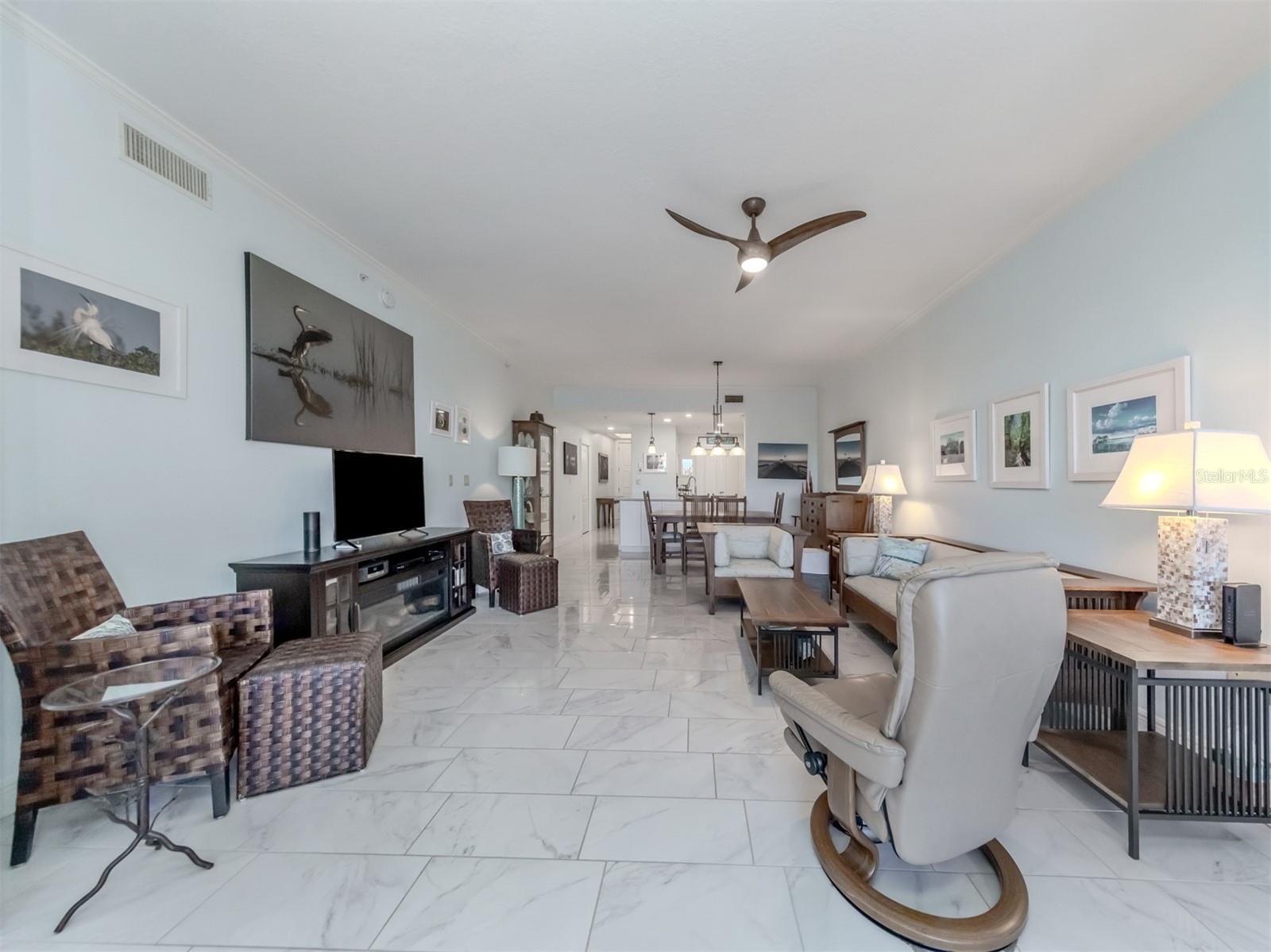 147 TAMPA AVE E #202, VENICE, FL, 34285