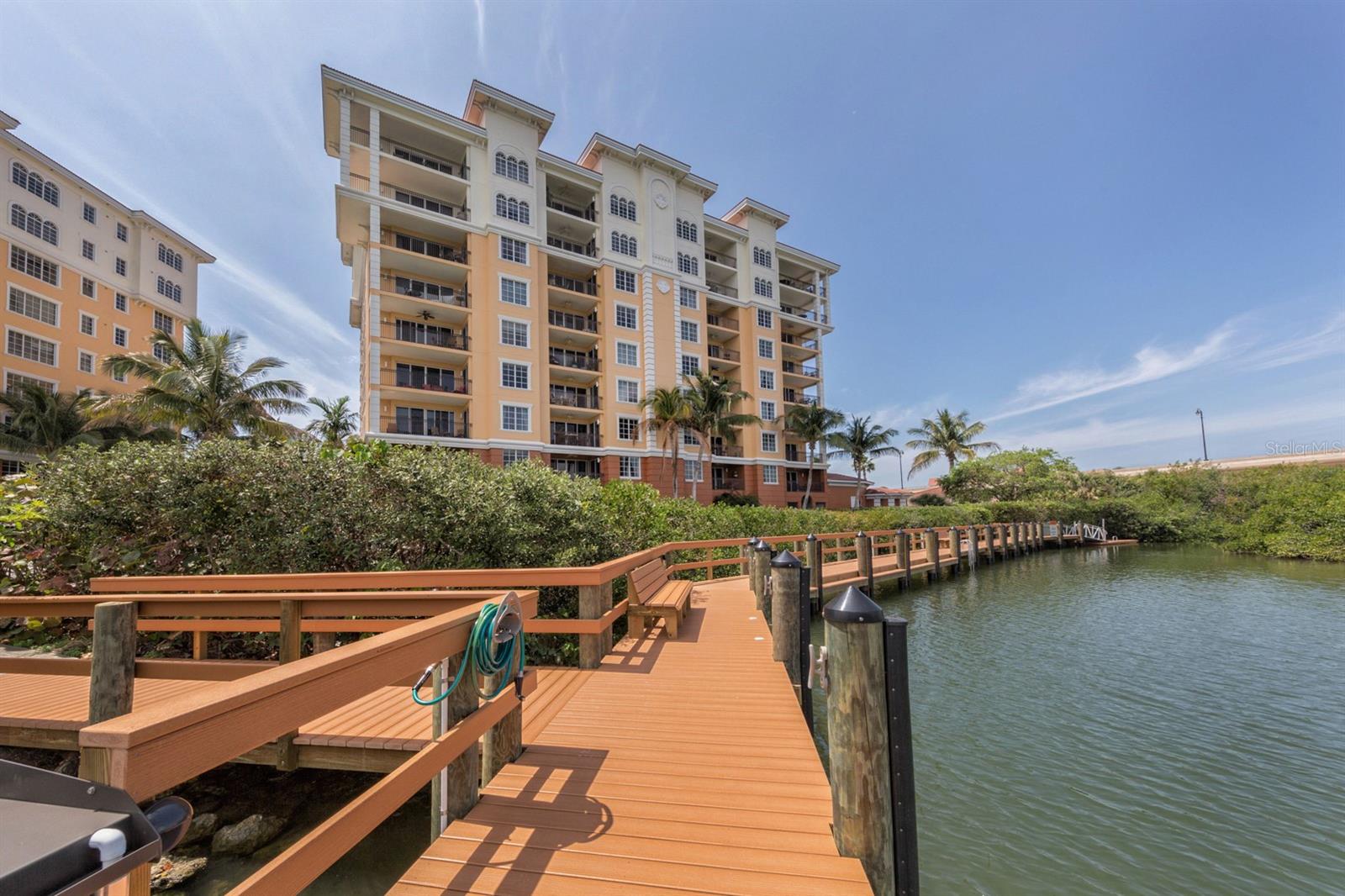 147 TAMPA AVE E #202, VENICE, FL, 34285