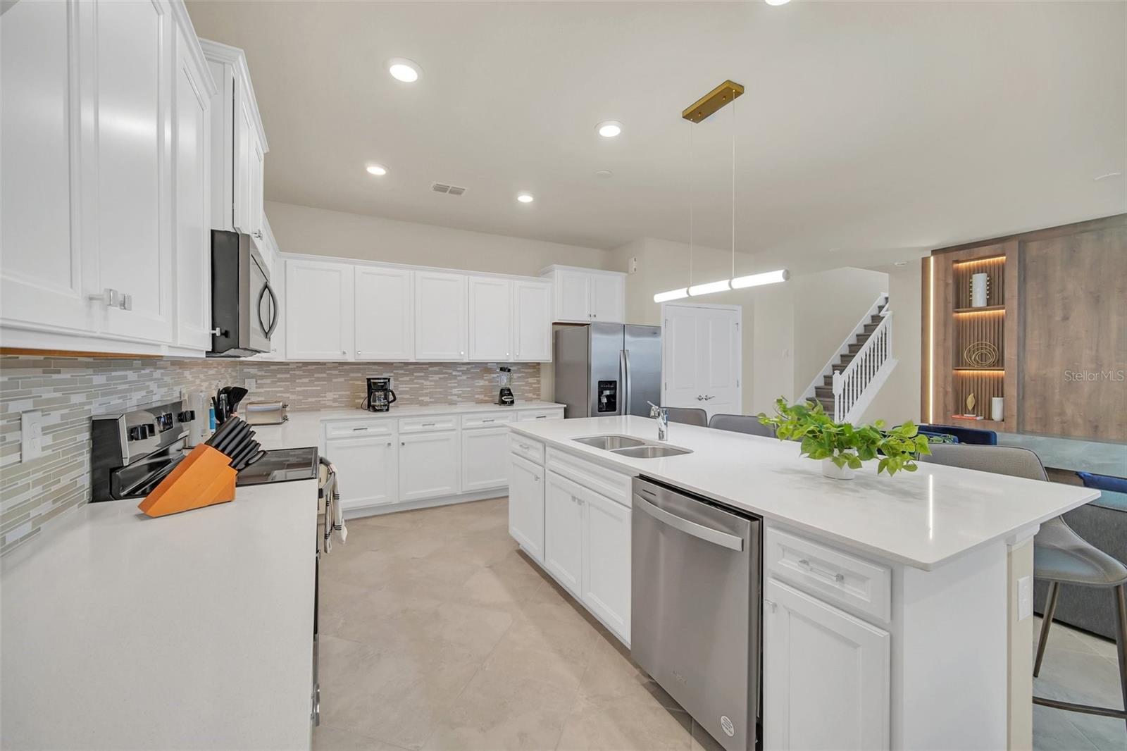 16248 SAINT MARTIN ST, CLERMONT, FL, 34714