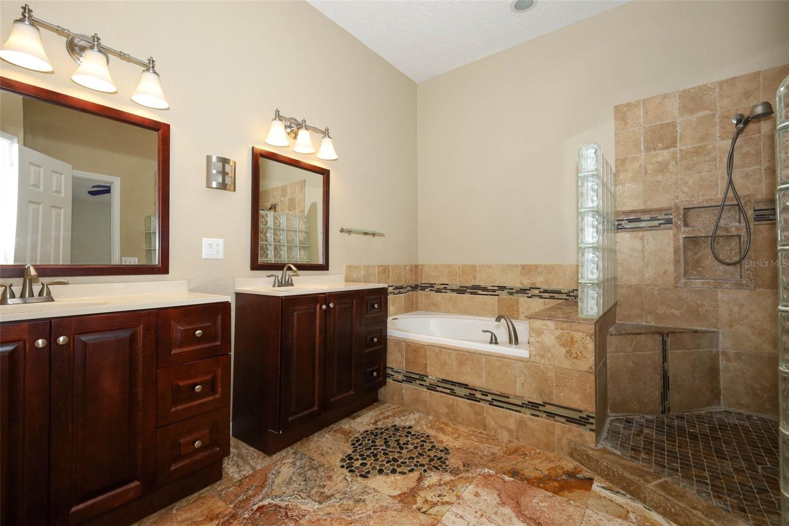 1779 LAUREL BROOK LOOP, CASSELBERRY, FL, 32707