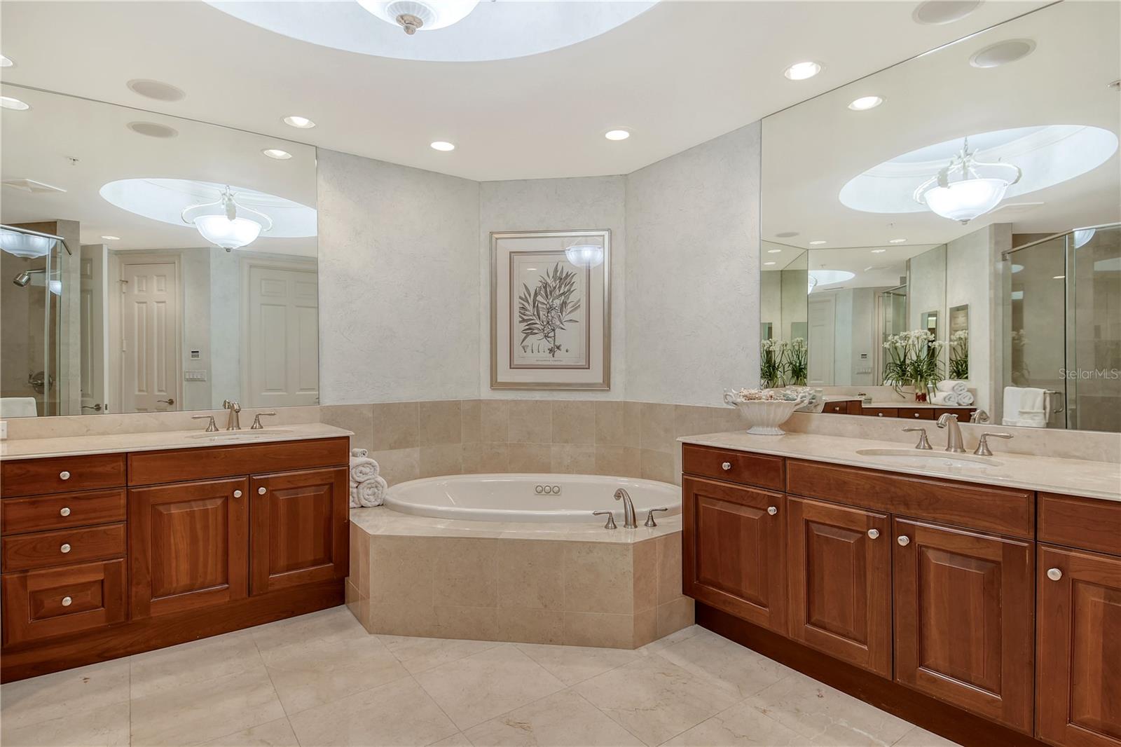 1300 BENJAMIN FRANKLIN DR #709, SARASOTA, FL, 34236