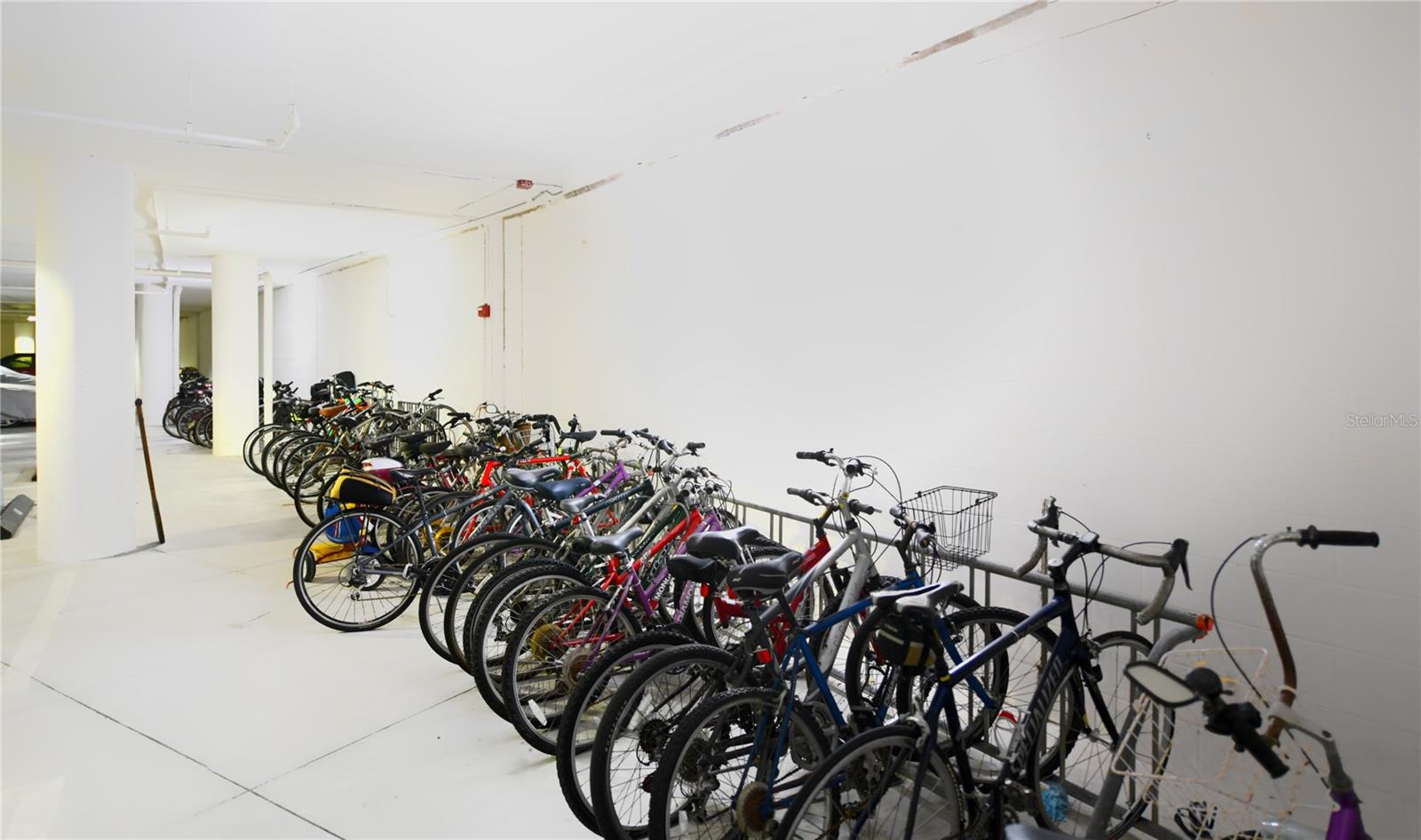 1300 BENJAMIN FRANKLIN DR #709, SARASOTA, FL, 34236