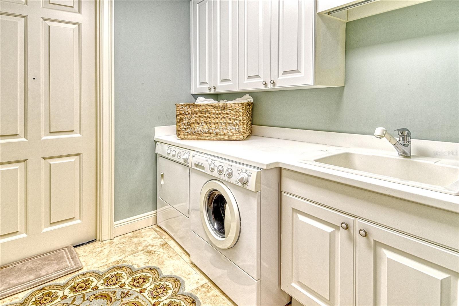 1300 BENJAMIN FRANKLIN DR #709, SARASOTA, FL, 34236