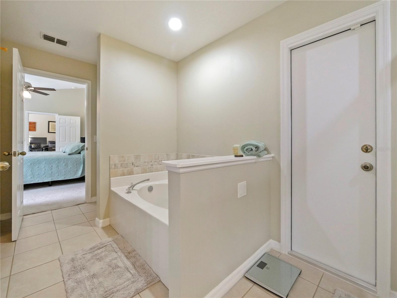 21307 REINDEER RD, CHRISTMAS, FL, 32709