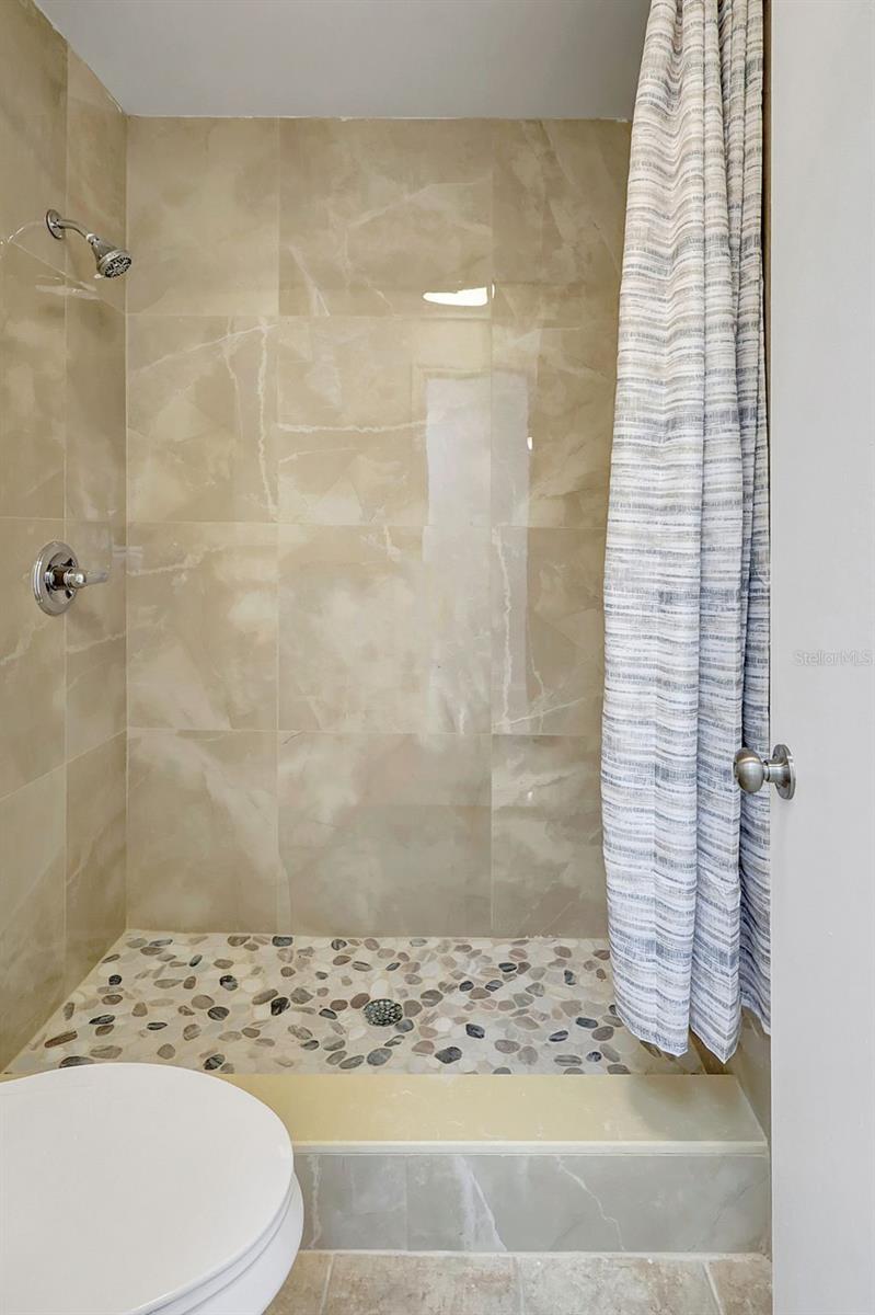 107 PARKSIDE COLONY DR, TARPON SPRINGS, FL, 34689