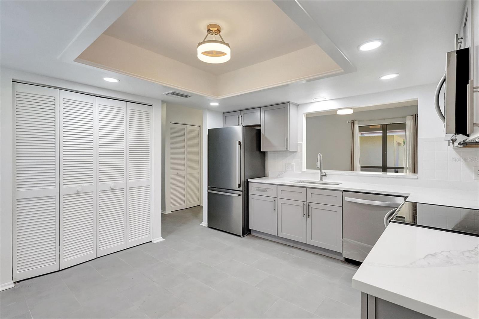 107 PARKSIDE COLONY DR, TARPON SPRINGS, FL, 34689