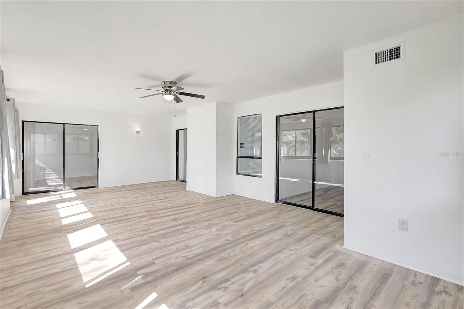 107 PARKSIDE COLONY DR, TARPON SPRINGS, FL, 34689