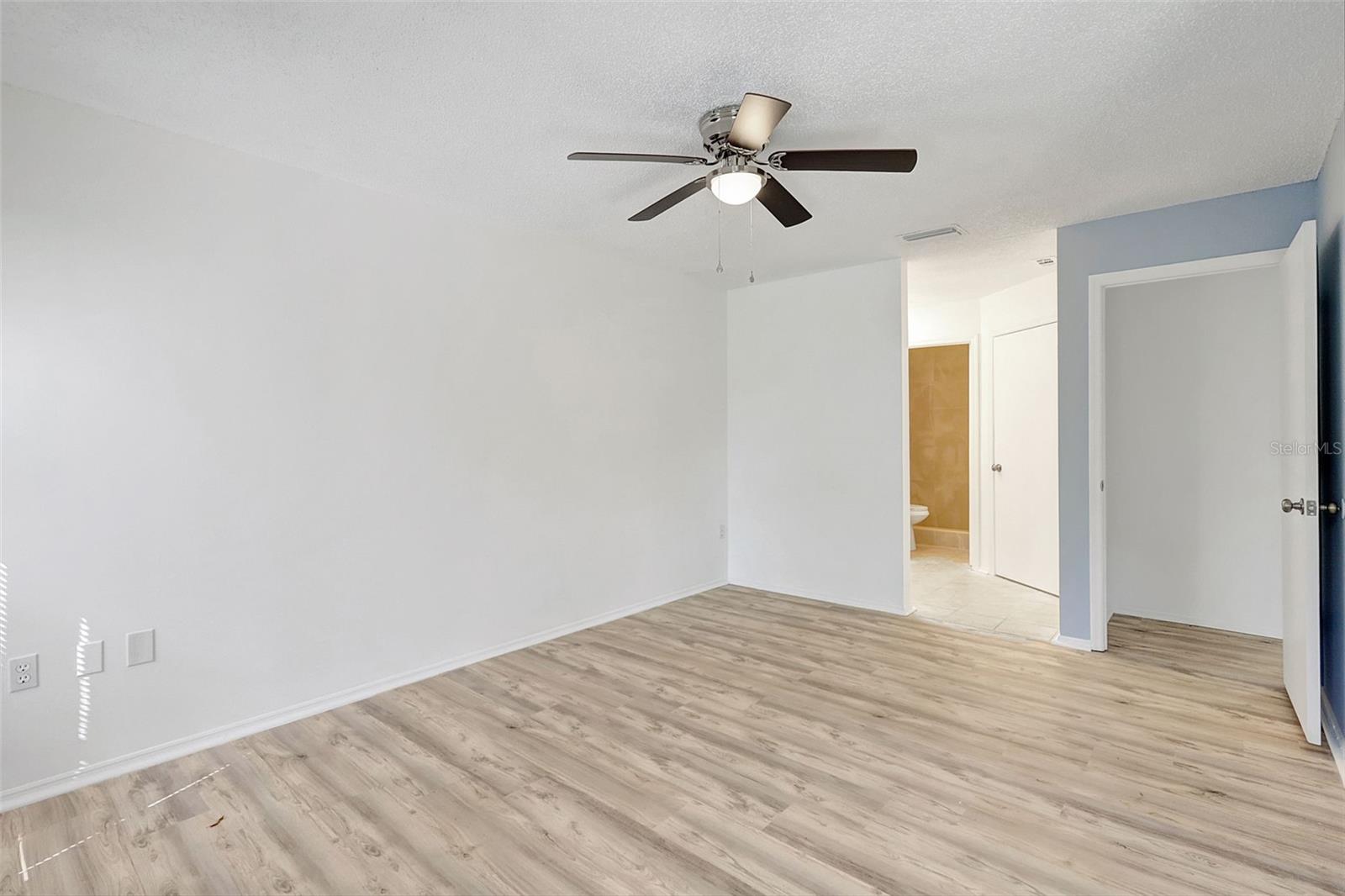 107 PARKSIDE COLONY DR, TARPON SPRINGS, FL, 34689