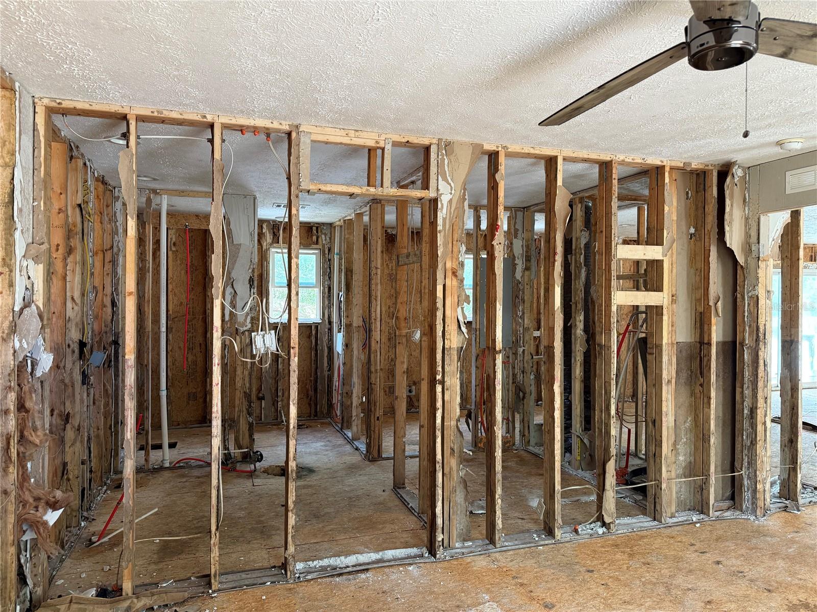 L4956042 Property Photo