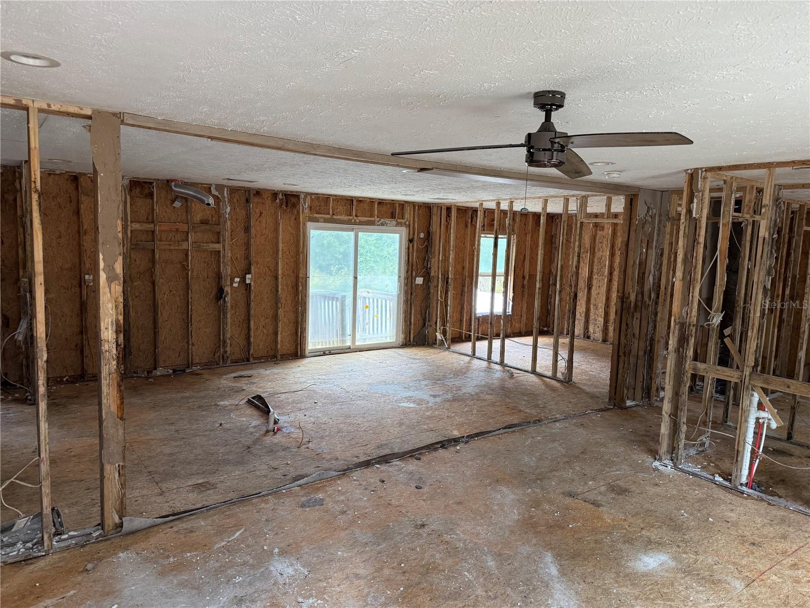 L4956042 Property Photo