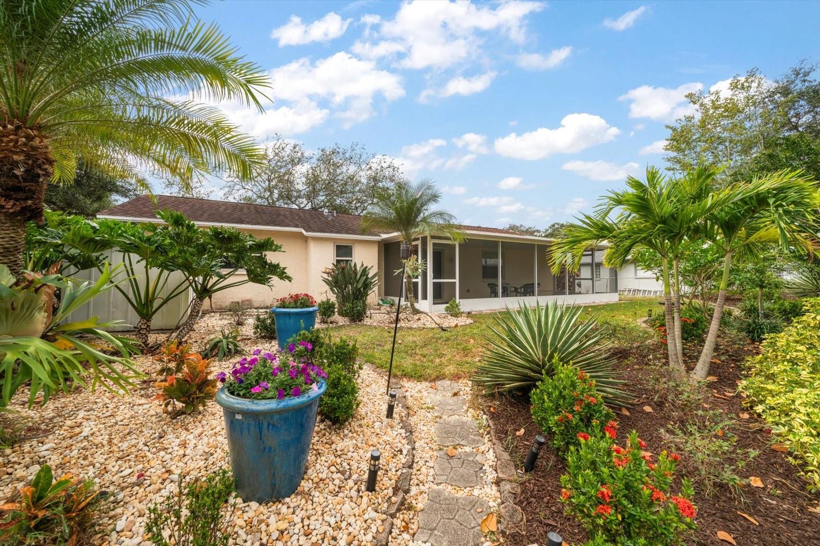 2850 SPRING LAKE DR, CLEARWATER, FL, 33759