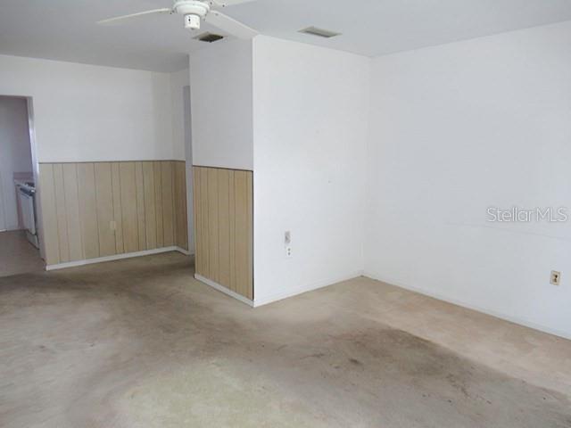 TB8430417 Property Photo