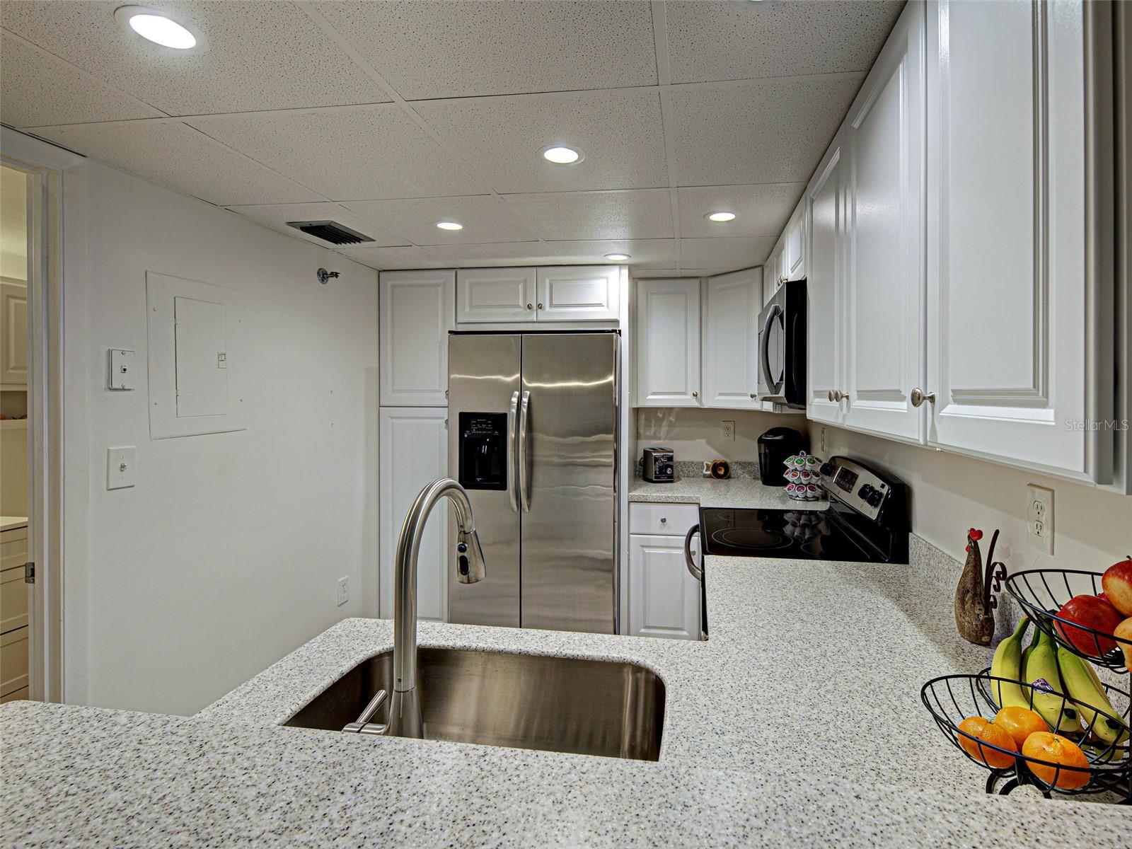 N6140638 Property Photo